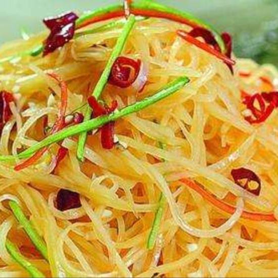Order Sauteed Shredded Potatoes炒土豆丝 food online from Chuanyu Fusion store, Oklahoma City on bringmethat.com