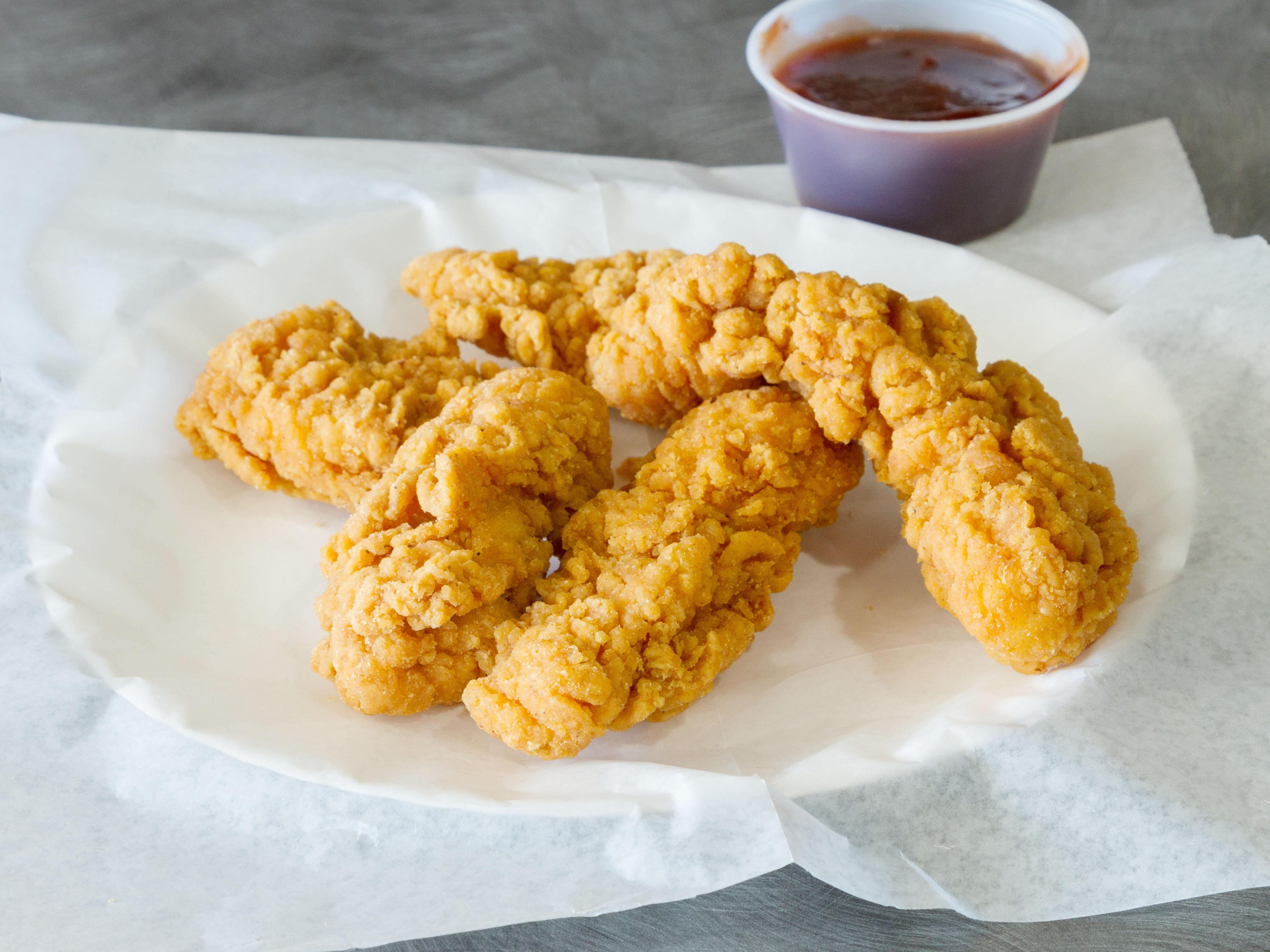 Order Chicken Fingers food online from Giovanni's Roast Beef & Pizza store, Malden on bringmethat.com