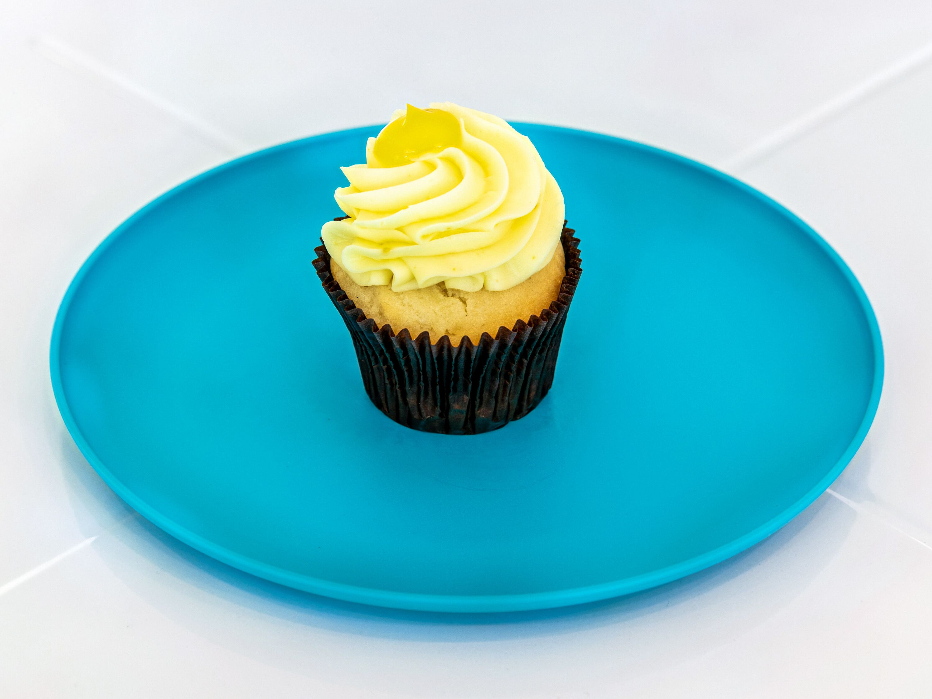 Order Lemon Drop Cupcake food online from Smallcakes Cupcakery & Creamery - Waco store, Waco on bringmethat.com