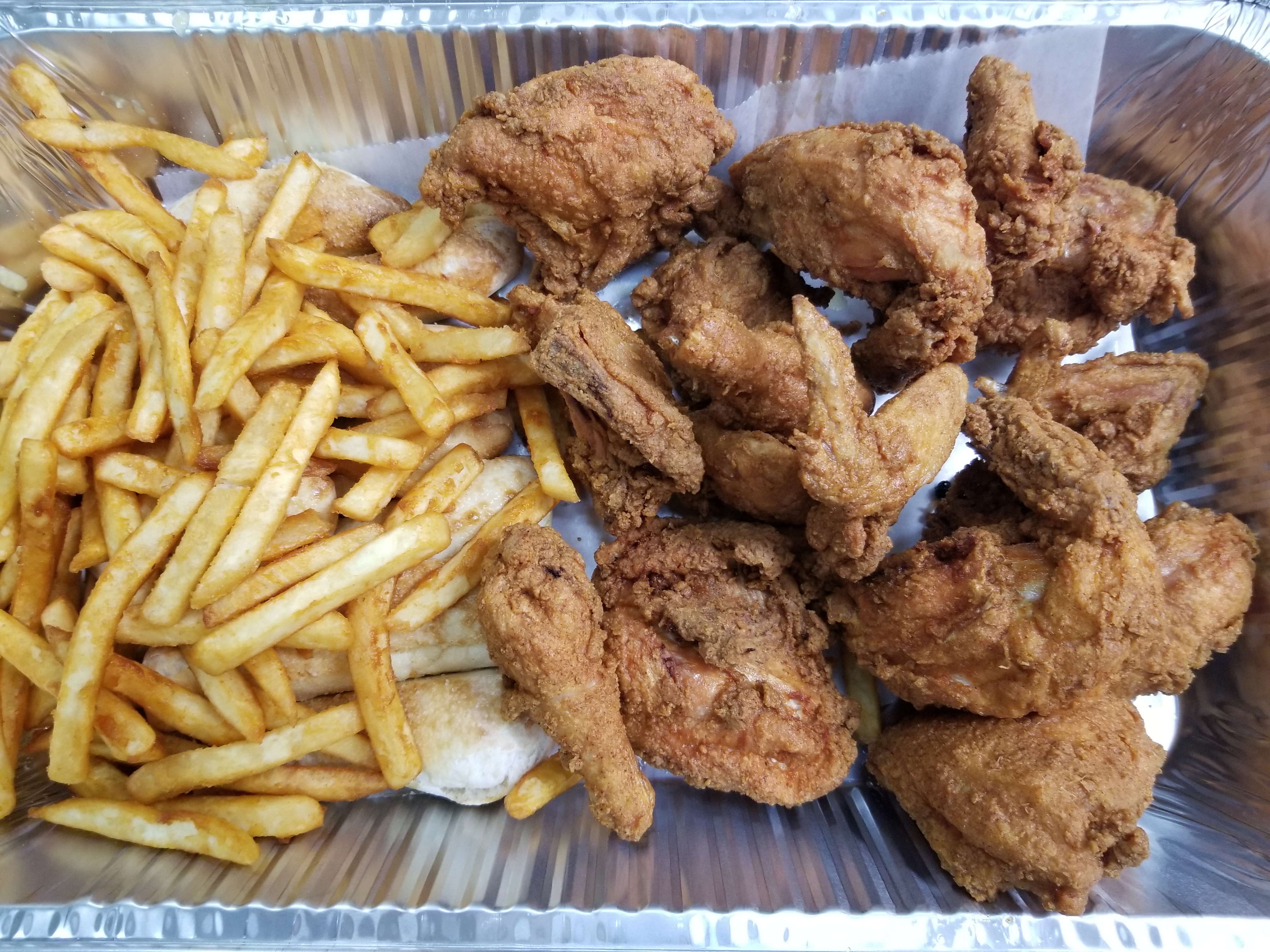 Order Chicken Dinner food online from Golden Halal Pizza store, Dearborn Heights on bringmethat.com
