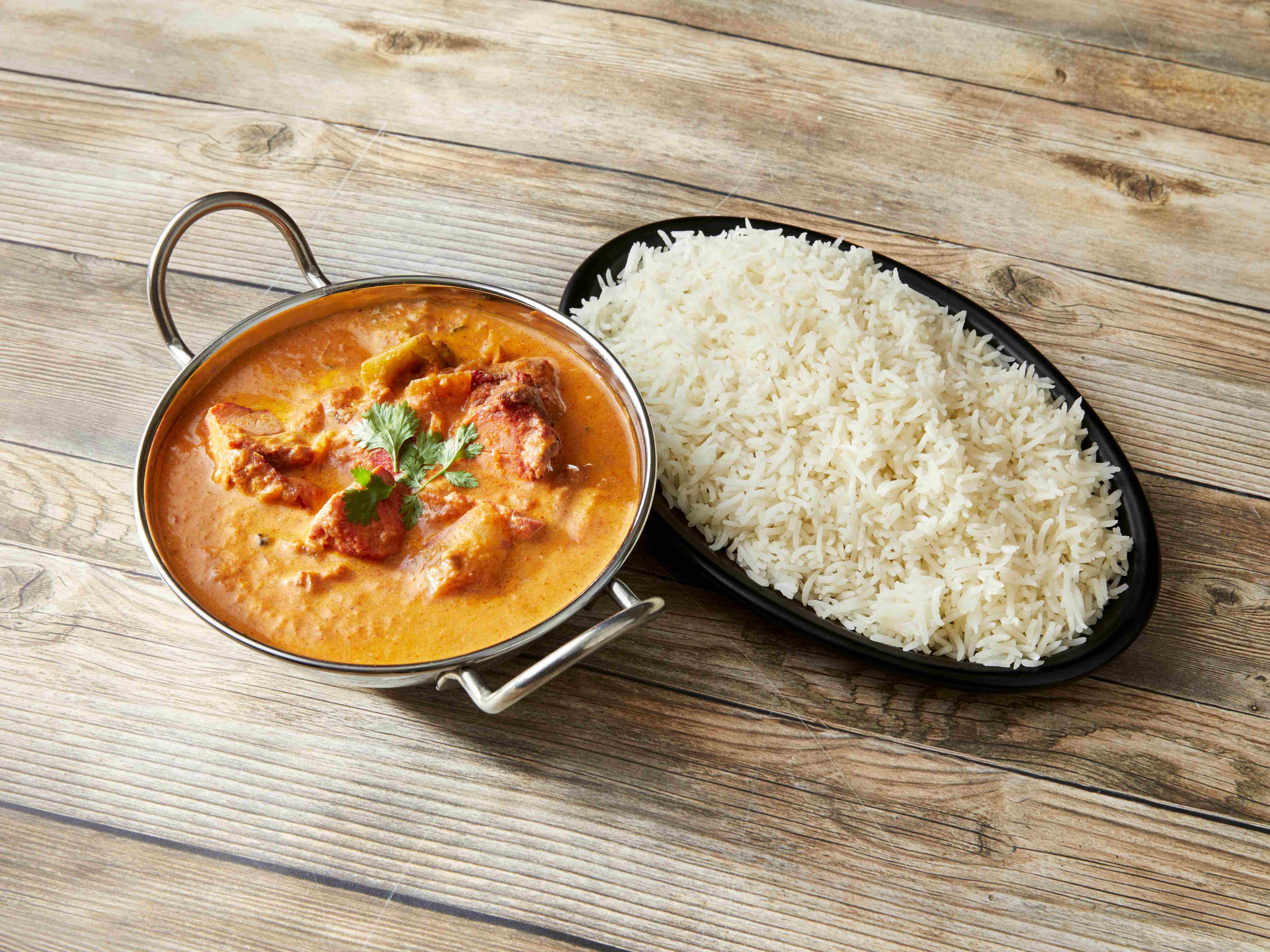Order Chicken Tikka Masala food online from Curry Kitchen Muskegon store, Muskegon on bringmethat.com