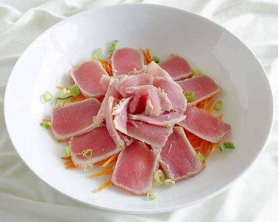 Order Tuna Tataki food online from Asian Fusion Cafe store, Palmetto Bay on bringmethat.com