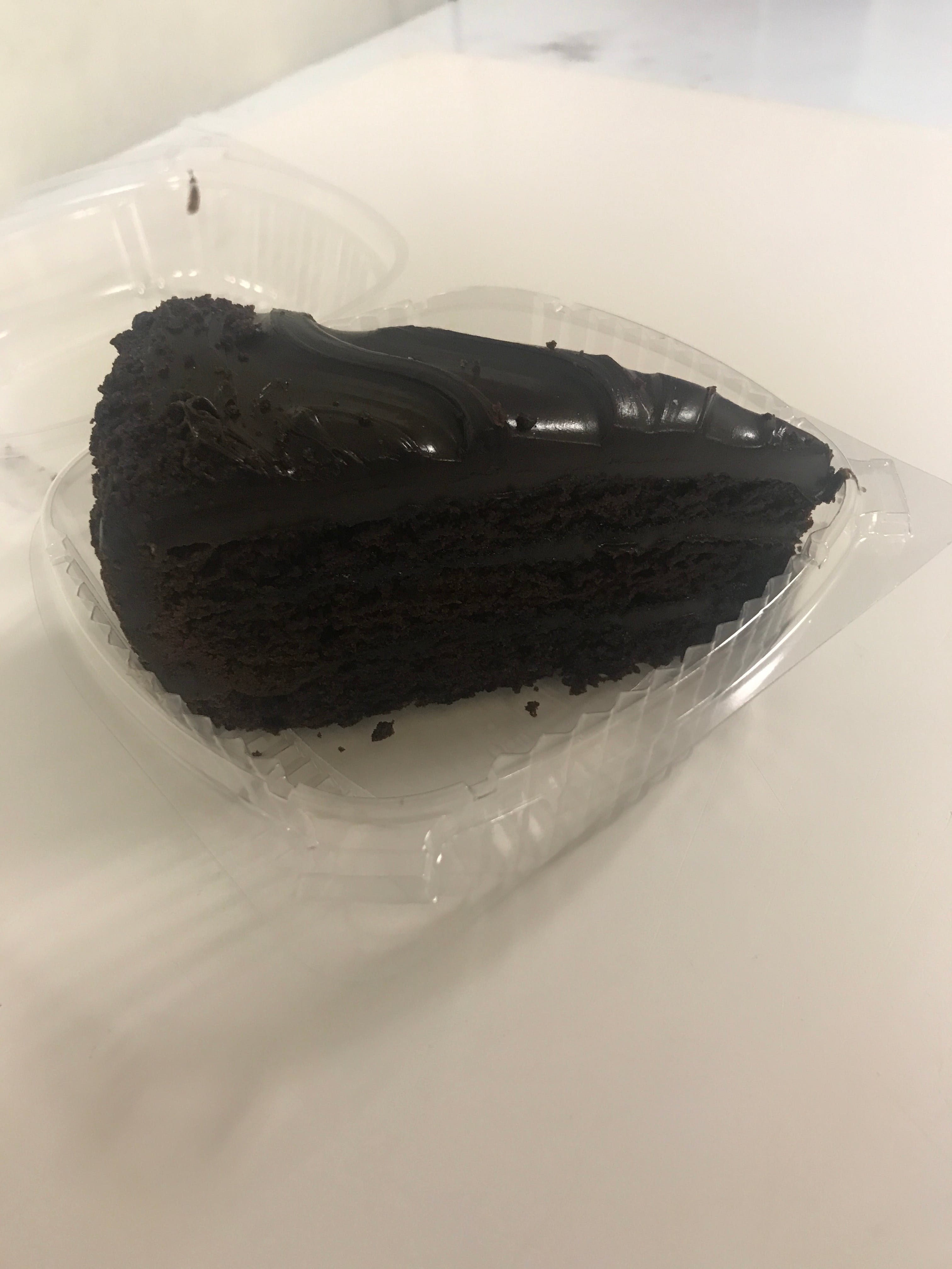 Order Chocolate Cake - Dessert food online from Level Up Pizza & Grill store, Columbia on bringmethat.com