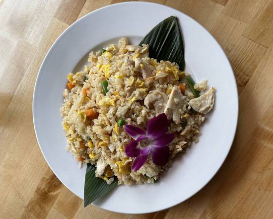 Order Fried Rice  food online from Oshio store, Columbus on bringmethat.com