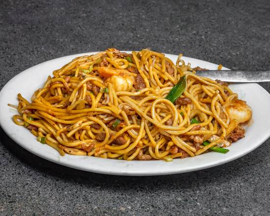 Order Combination Lo Mein  food online from Pine & Bamboo Garden store, Shawnee on bringmethat.com