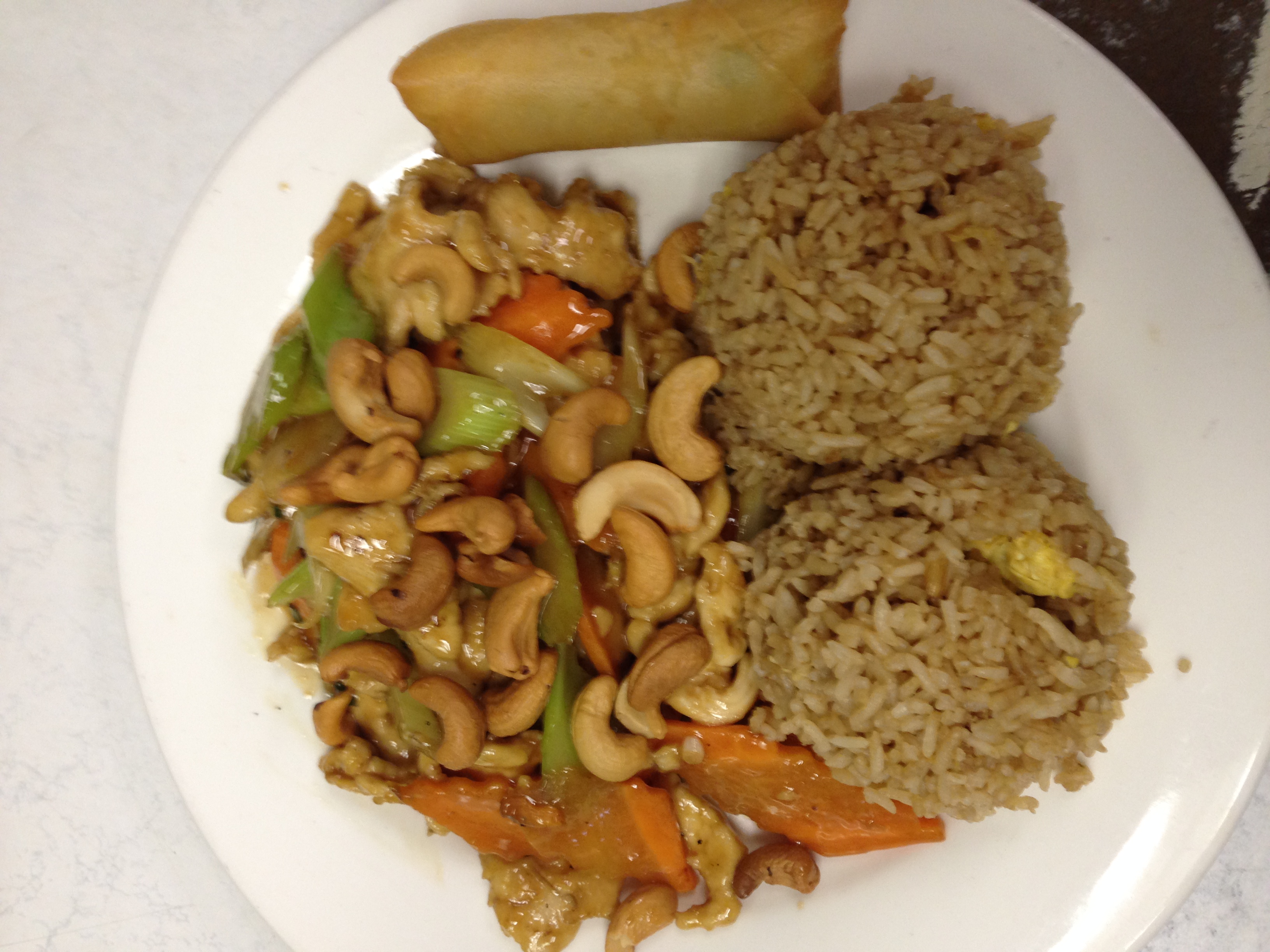 Order L13. Chicken with Cashew Nut Lunch Special food online from Hunan Garden store, Houston on bringmethat.com