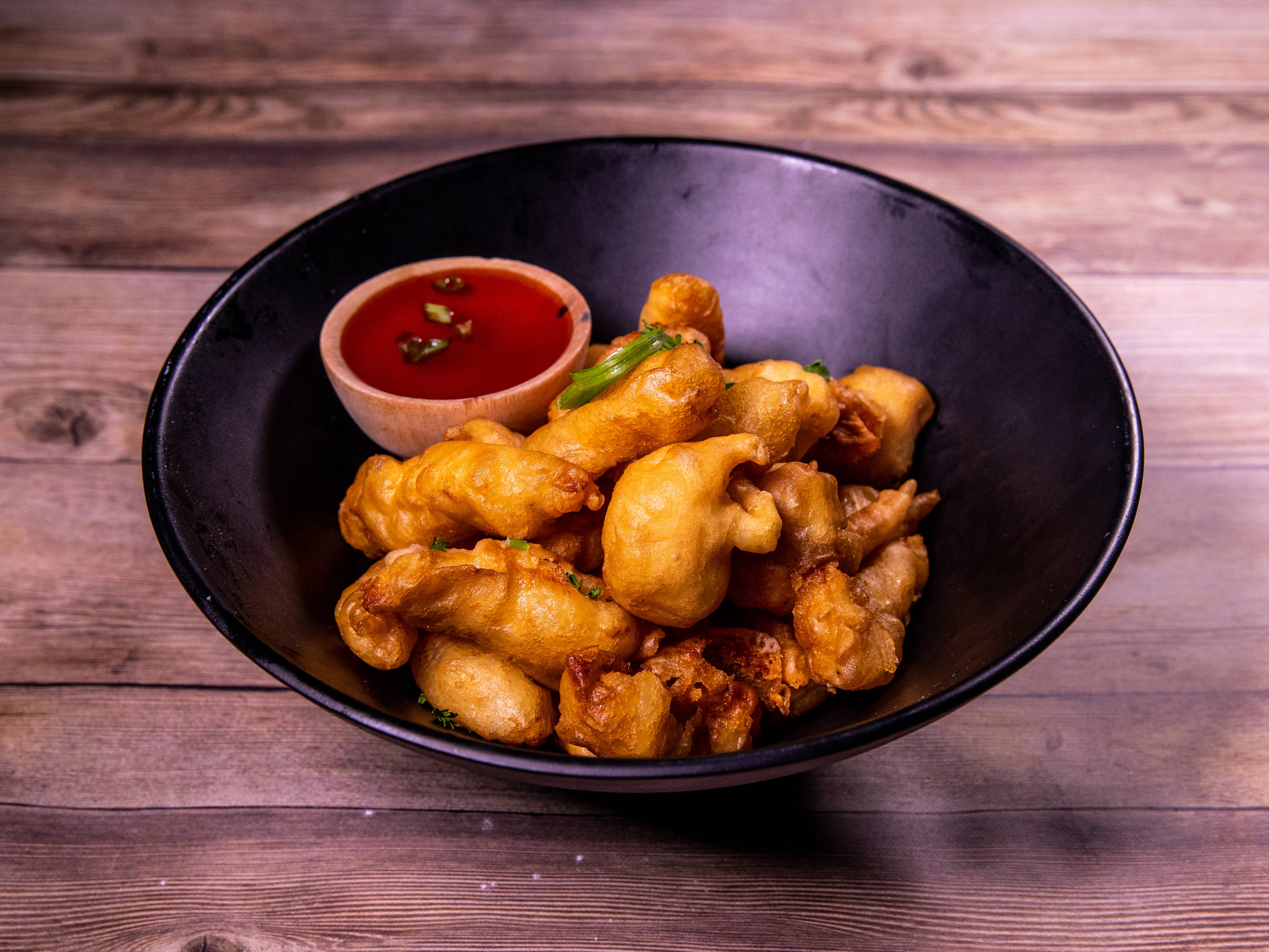Order Sweet and Sour Chicken food online from Golden Jade Chinese Restaurant store, Spring on bringmethat.com