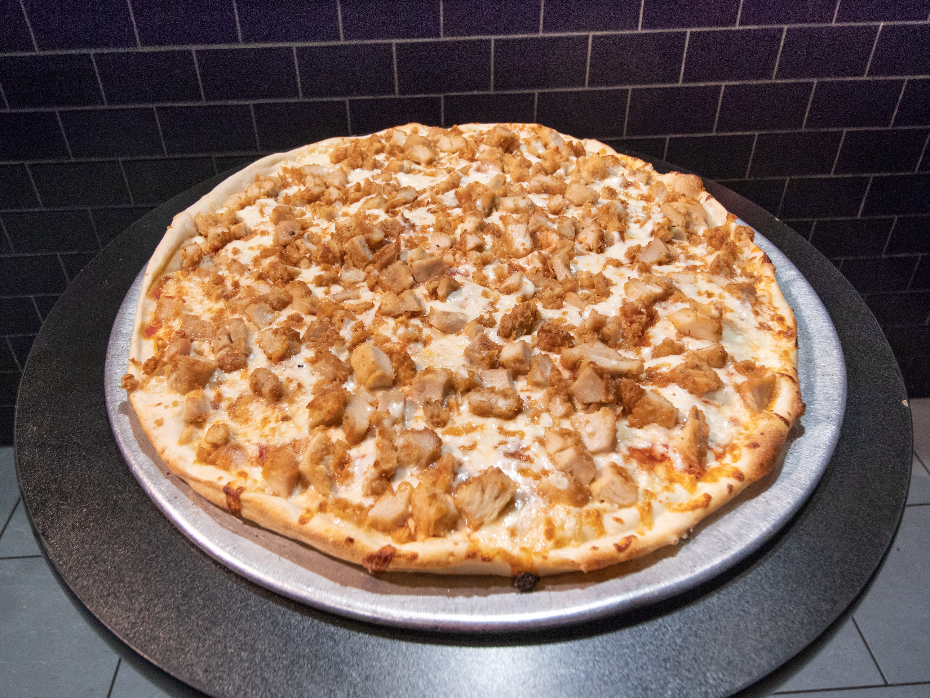Order Fried Chicken Pizza Pie food online from 2 Bros Pizza store, New York on bringmethat.com