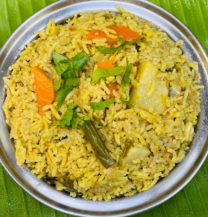 Order Togo-Vegetable Briyani food online from Saravanaa Bhavan store, Edison on bringmethat.com