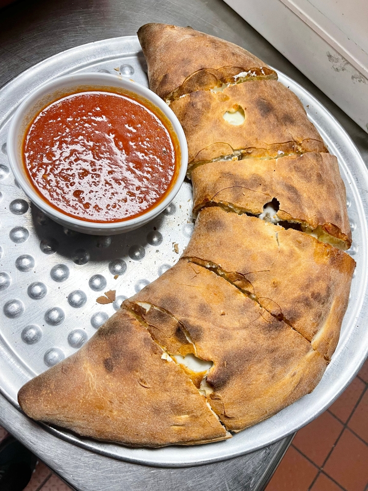Order Family Size Calzone food online from New York J and P Pizza store, Mount Airy on bringmethat.com