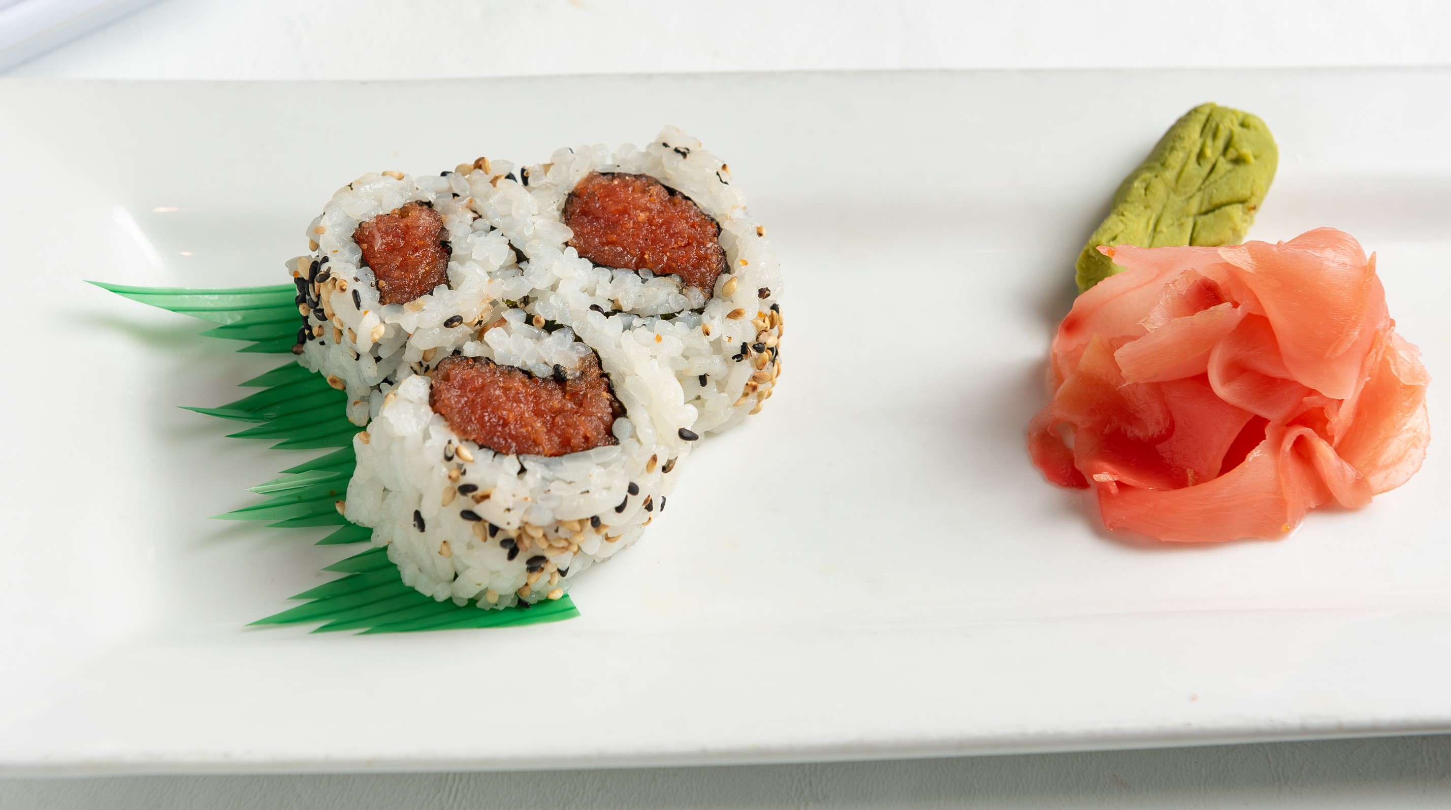 Order Spicy Tuna Roll food online from Phuket Thai Restaurant and Sushi store, Huntsville on bringmethat.com