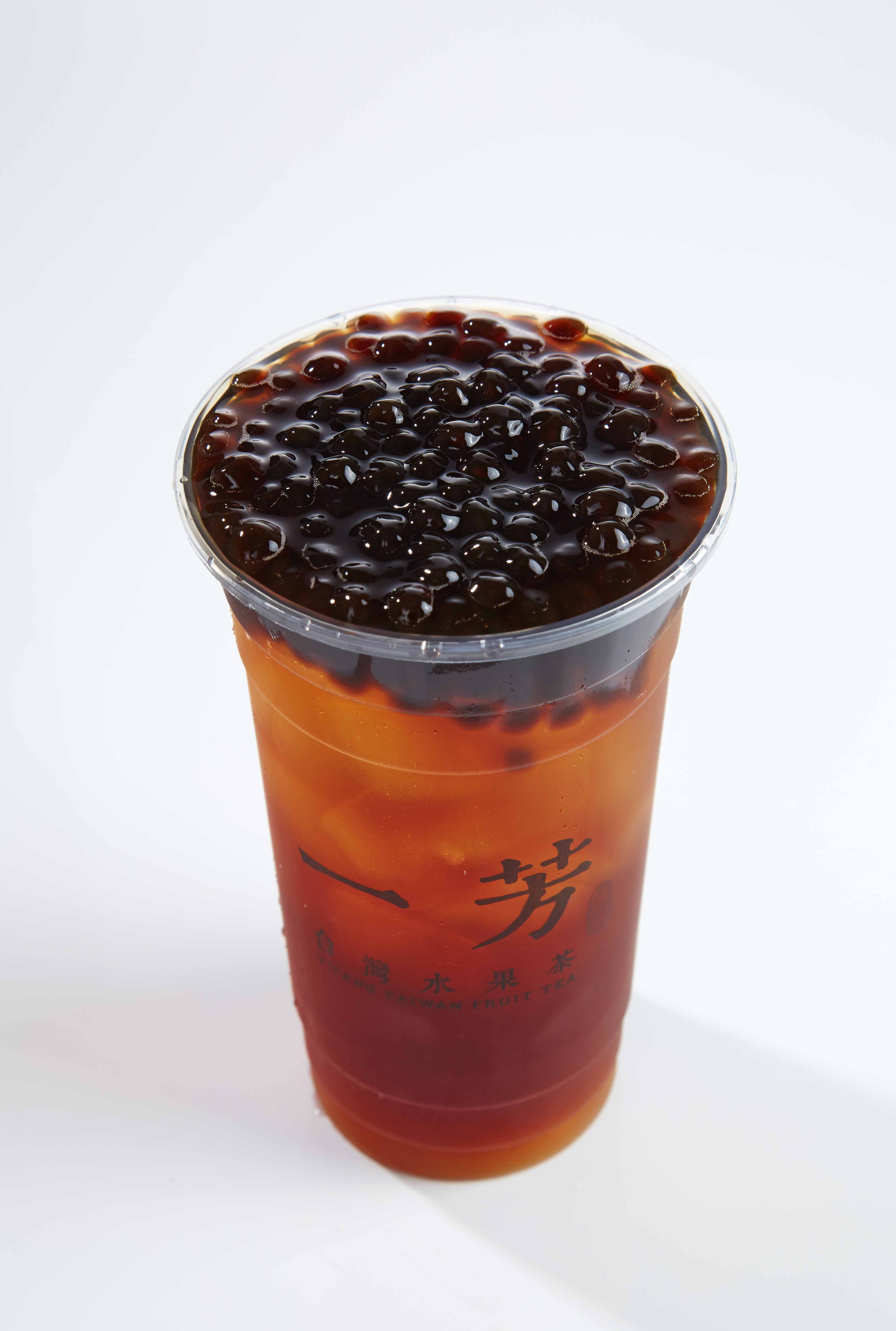 Order Pearl Black Tea food online from Yifang Taiwan Fruit Tea store, San Francisco on bringmethat.com