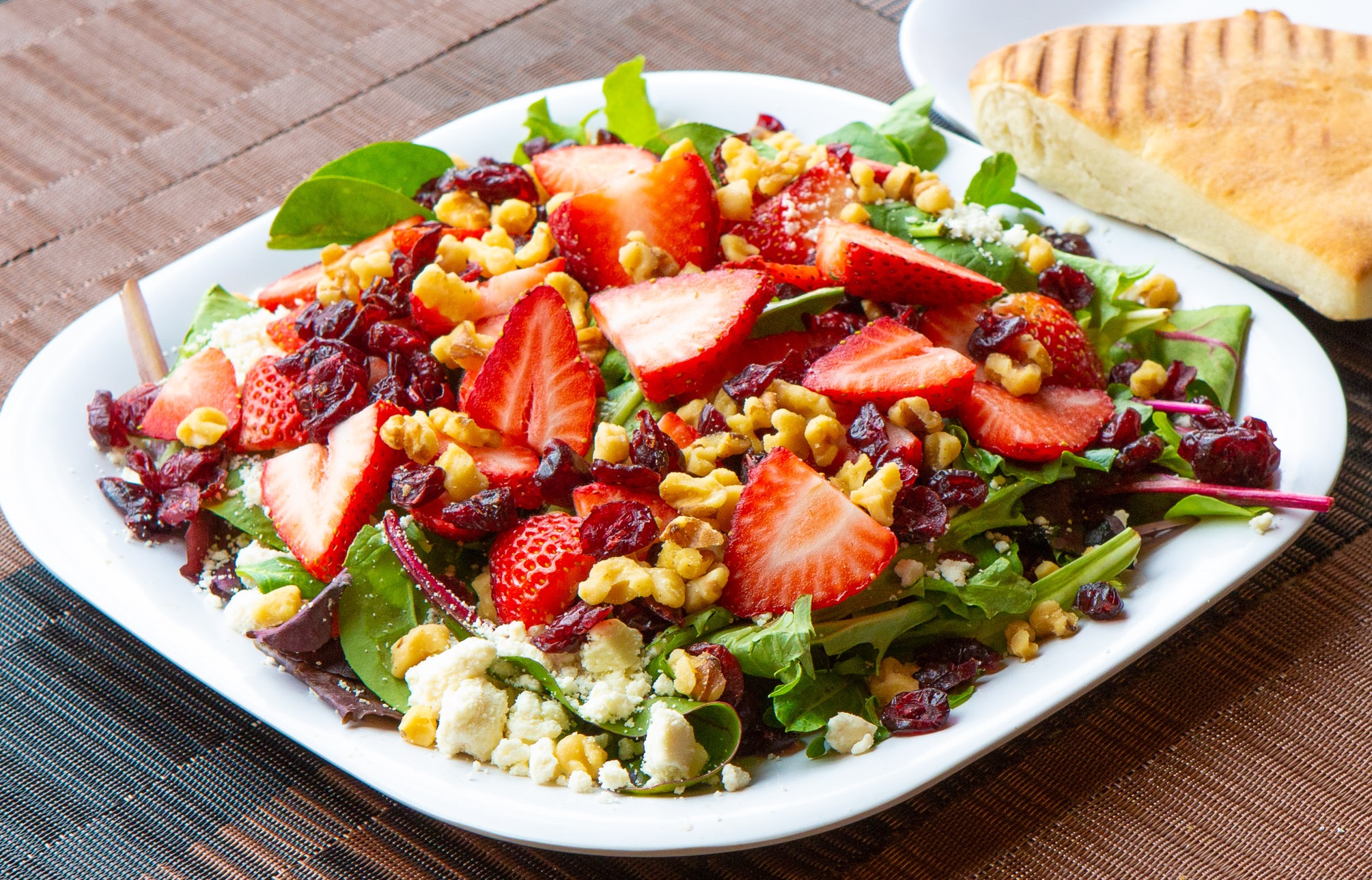 Order 118. Strawberry, Cranberry and Walnut Salad food online from Sofia Pizza House store, Quincy on bringmethat.com