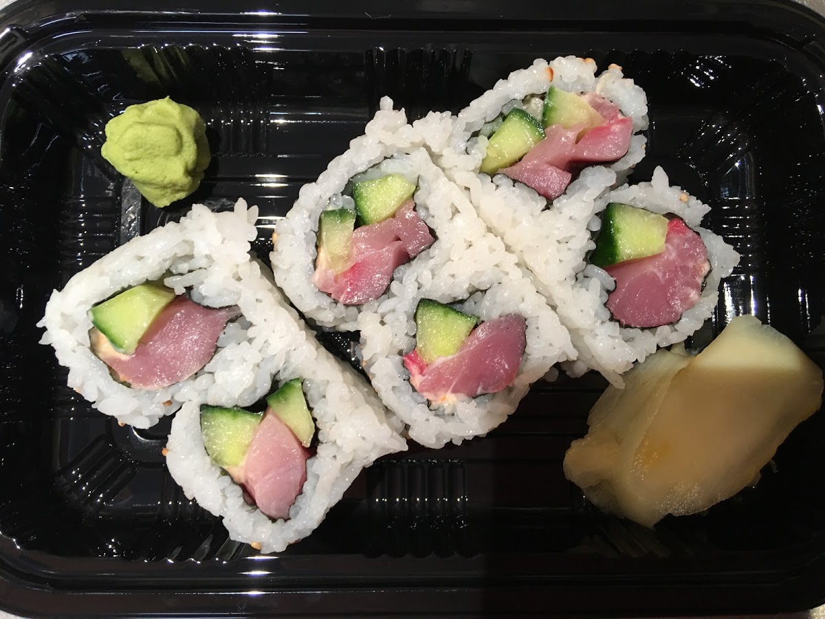 Order 58. Spicy Hamachi Roll food online from Sushi Kinta store, San Francisco on bringmethat.com