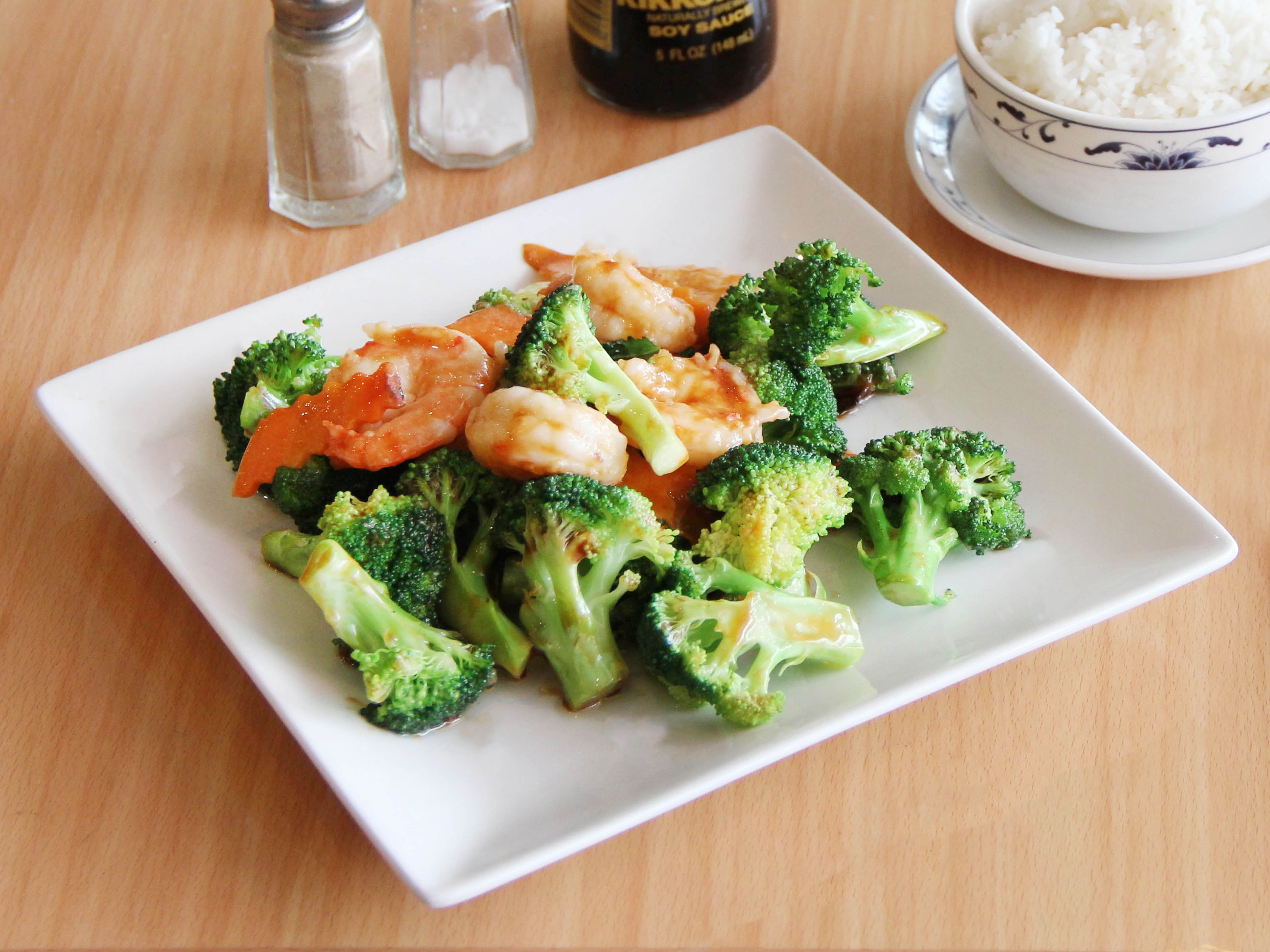 Order 122. Shrimp with Broccoli food online from Fu Wah Chinese Restaurant store, Ewing on bringmethat.com