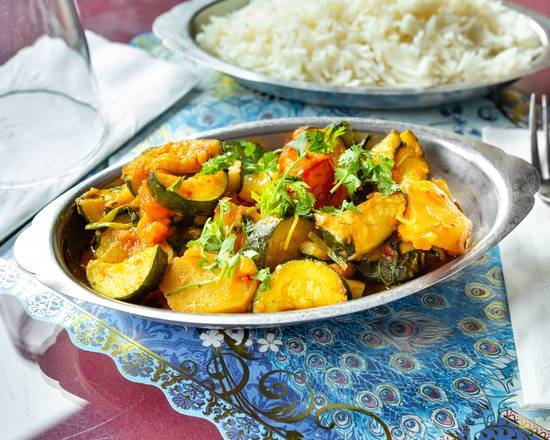 Order Zucchini and potato Curry  food online from Namaste Indian Cuisine store, Portland on bringmethat.com
