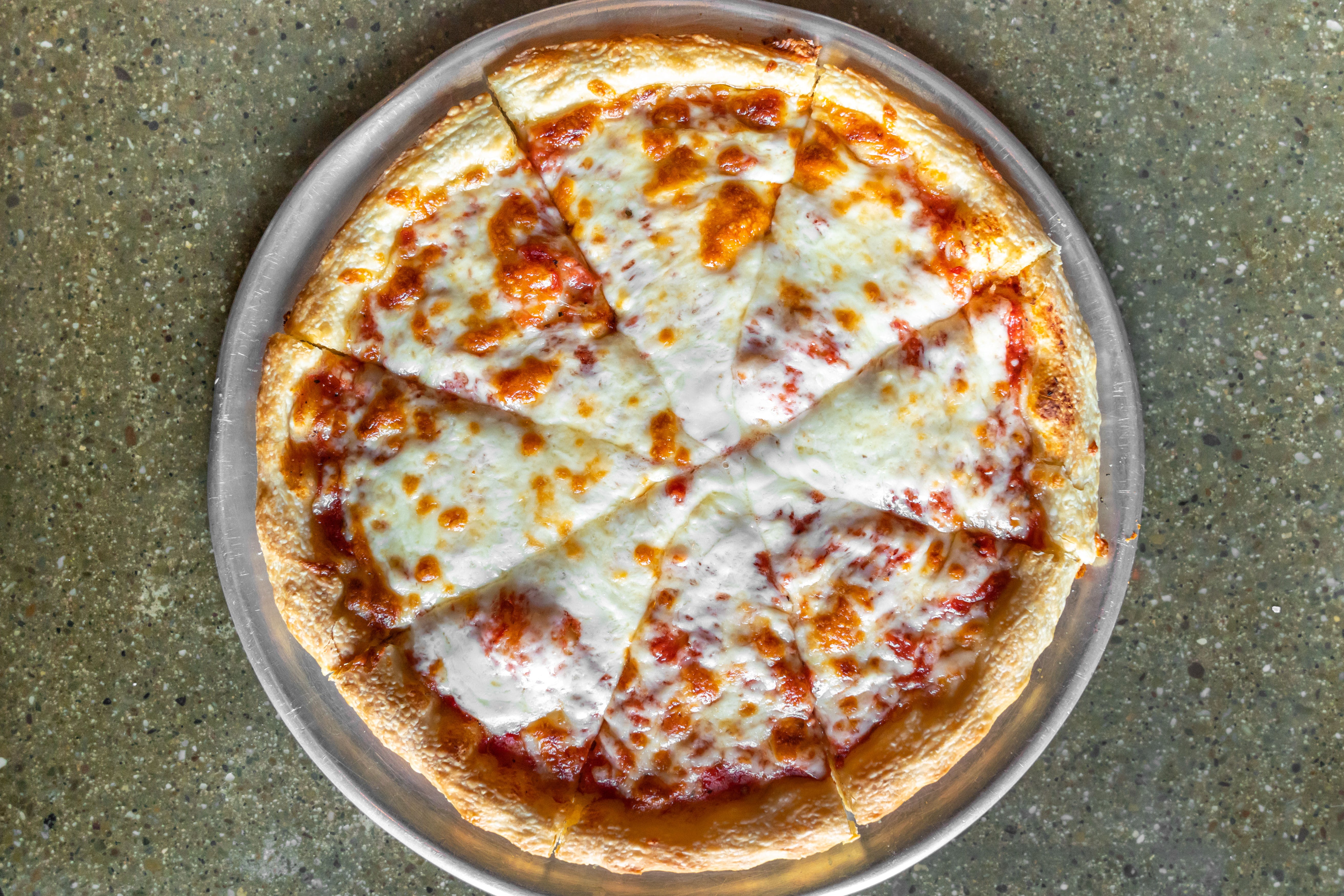 Order Plain Cheese Pizza - 9'' (4 Slices) food online from Sainato's at Rivergate store, Cleveland on bringmethat.com
