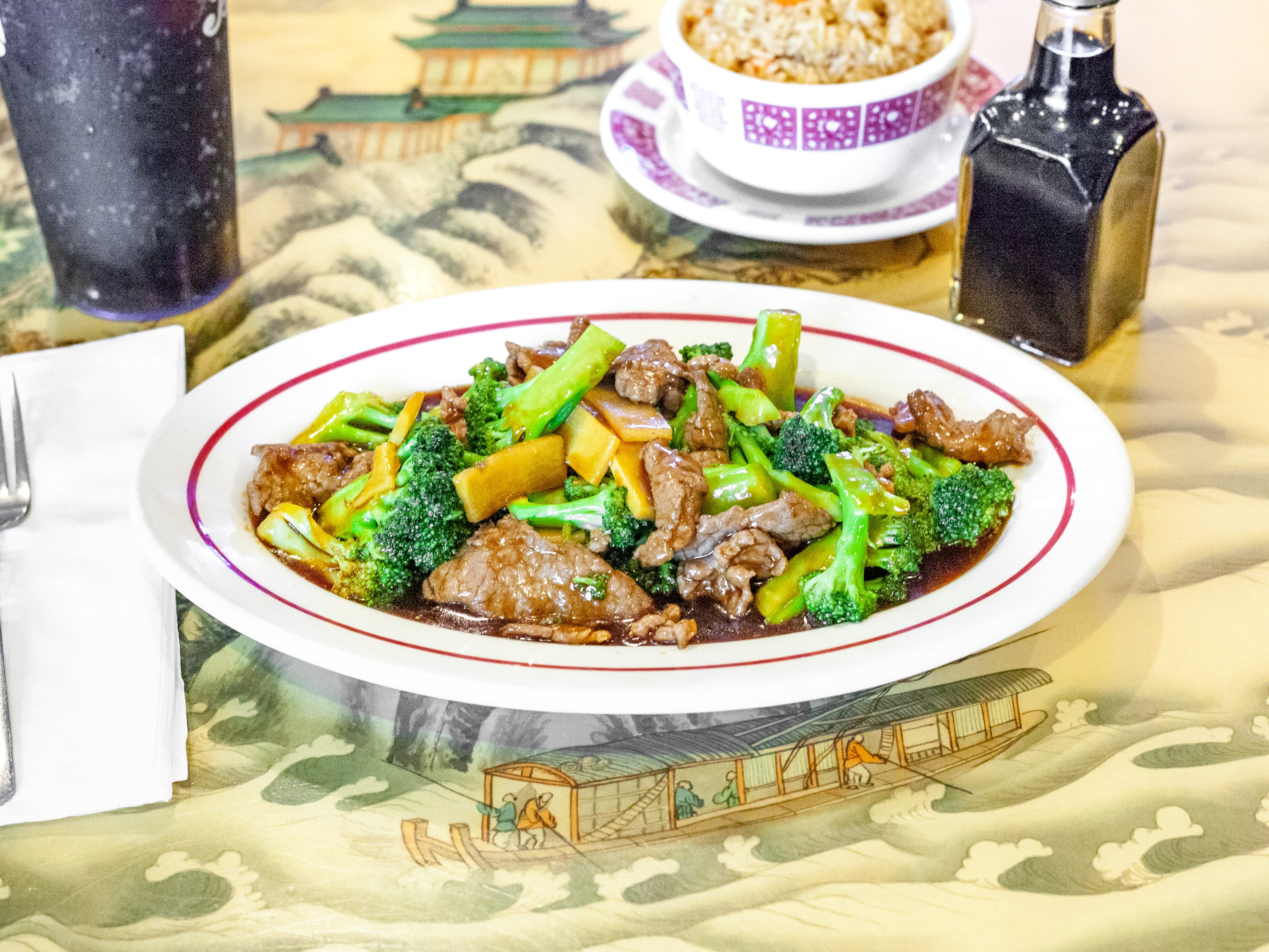 Order 303. Sliced Beef with Broccoli food online from Chinese Pavilion store, Sherwood on bringmethat.com