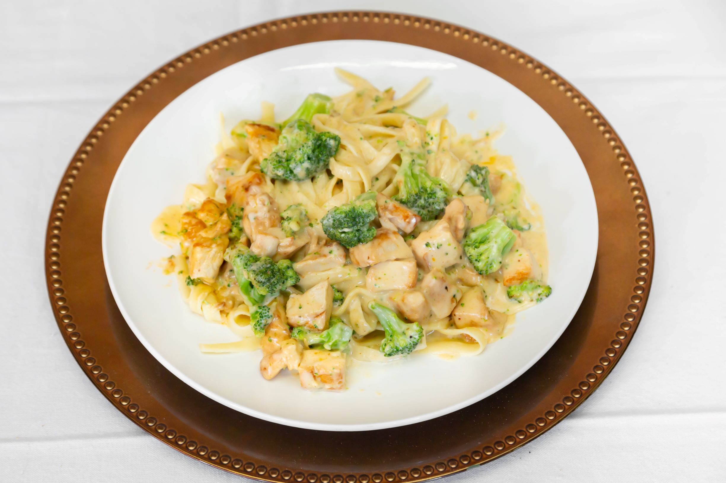 Order Grilled Chicken and Broccoli Pasta food online from Pizza pronto store, Pittsburgh on bringmethat.com