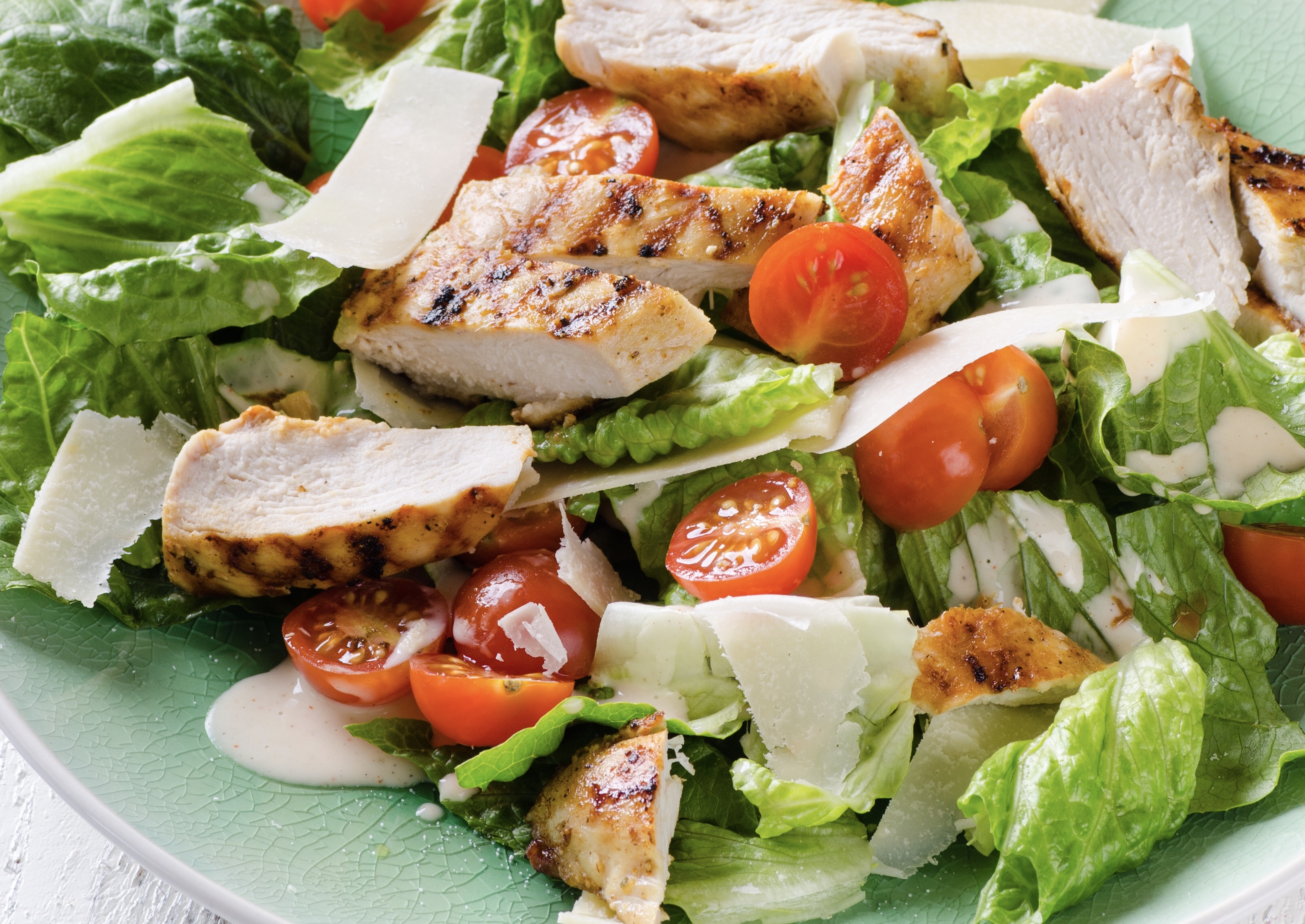 Order Grilled Chicken Salad food online from Pizzaroni store, Albany on bringmethat.com
