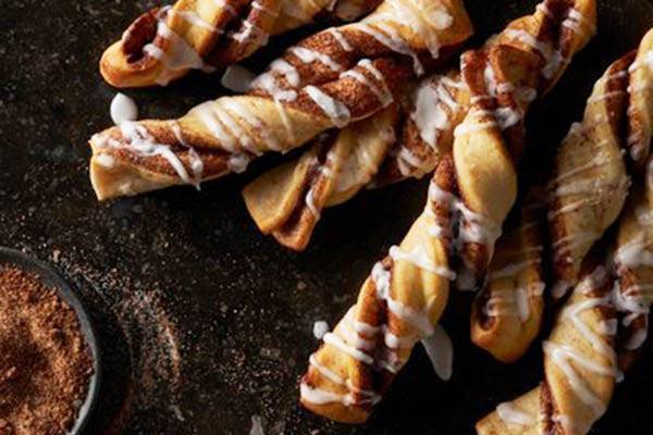 Order Cinnamon Twists food online from Round Table Pizza store, Citrus Heights on bringmethat.com