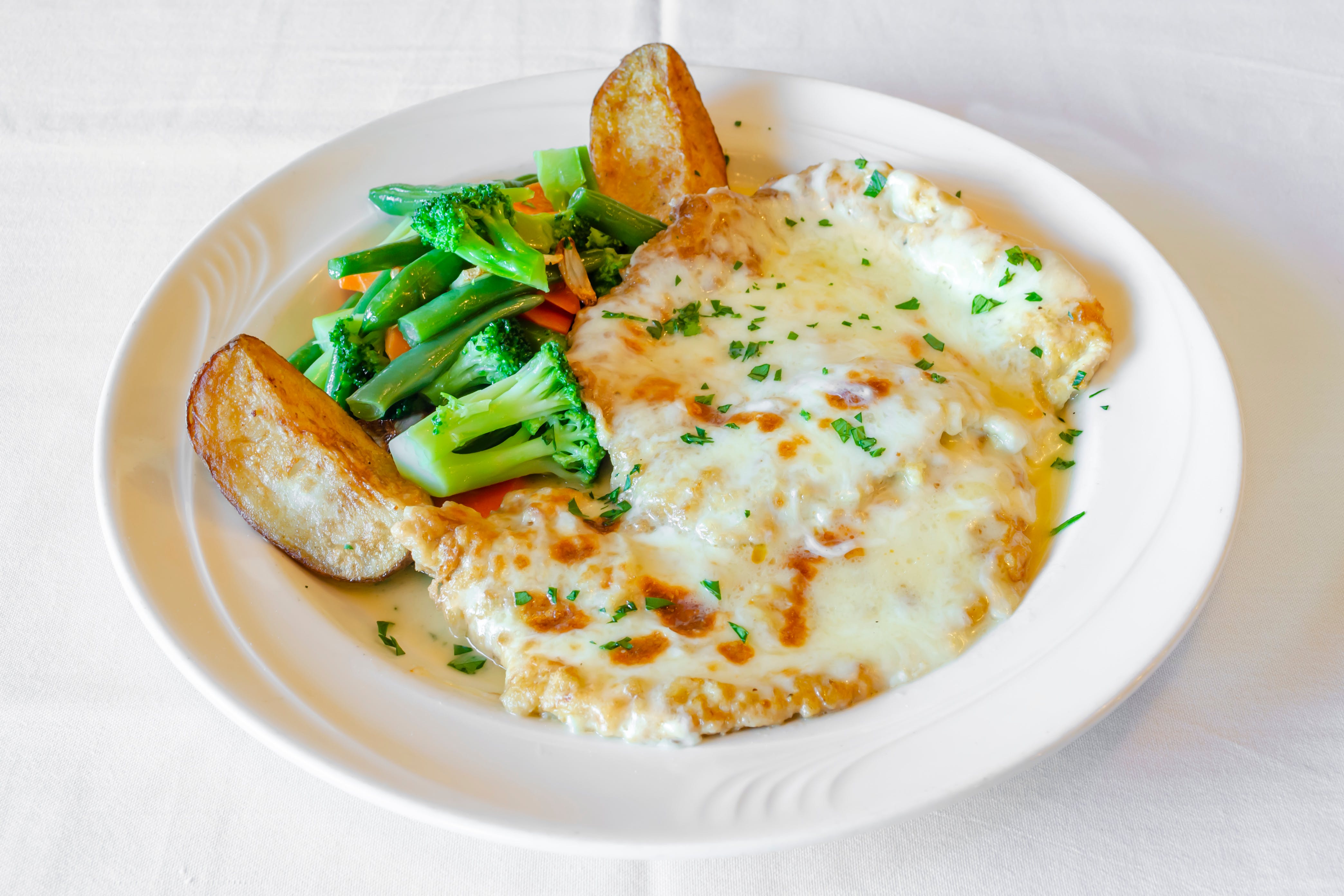 Order Veal Alla Freddy - Entree food online from Dante's Place store, Leonia on bringmethat.com