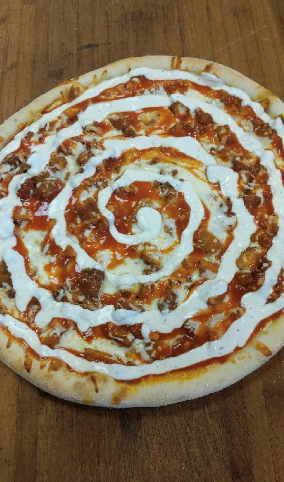 Order Buffalo Chicken Pizza food online from Benvenuti Italian Specialties & Catering store, Garwood on bringmethat.com