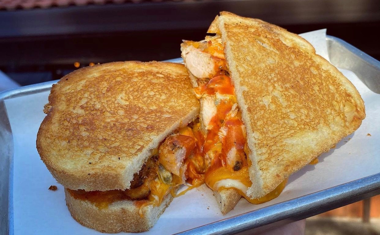 Order Buffalo Chicken Melt food online from Flagship Taproom store, Cotati on bringmethat.com