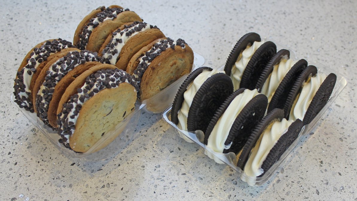 Order Custard Cookie Sandwich (6-Pack) food online from Rita Italian Ice store, Absecon on bringmethat.com