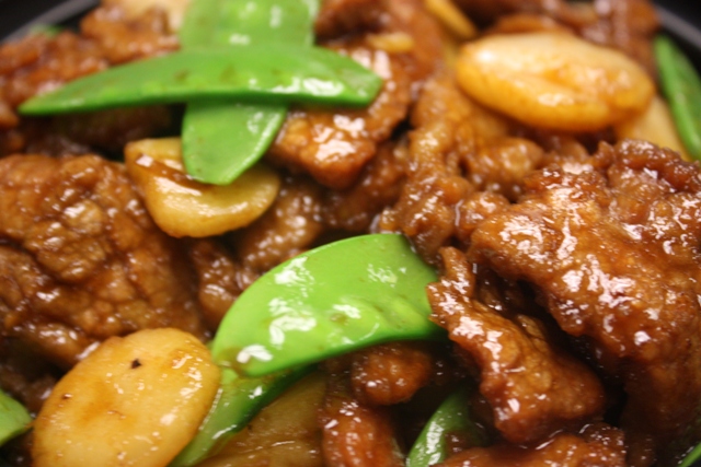 Order Beef with Snow Peas food online from Dragon Phoenix Chinese Restaurant store, Meriden on bringmethat.com