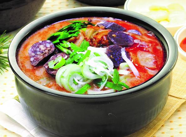 Order Spicy Blood Sausage Soup (매운순대국) food online from MooBongRi store, Oakland on bringmethat.com