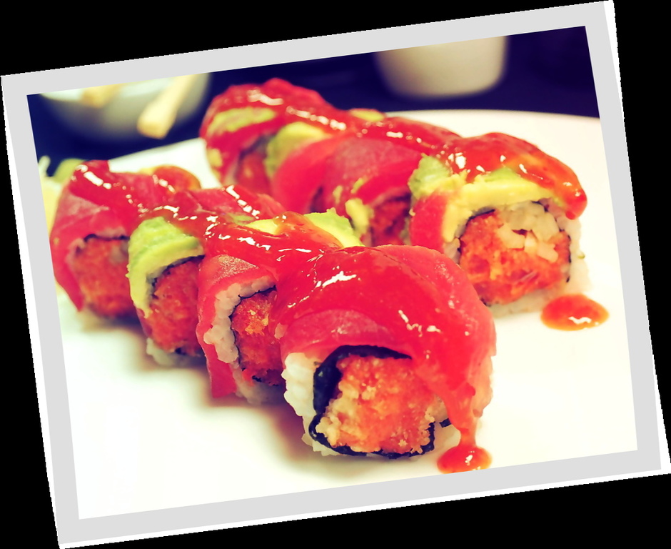 Order Tuna Hana Roll food online from Kabuto Sushi, Hibachi & Lounge store, East norriton on bringmethat.com