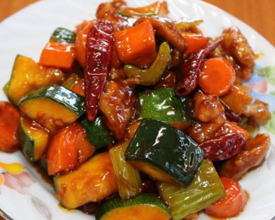 Order Kung Pao Chicken food online from Chinatown Express store, Los Angeles on bringmethat.com