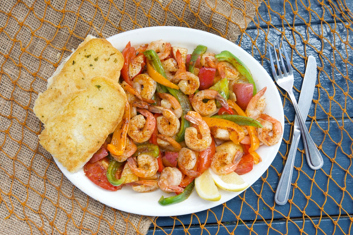 Order World Famous Shrimp Plate food online from San Pedro Fish Market Grille store, Los Angeles on bringmethat.com