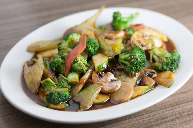 Order Vegetable Deluxe food online from "Golden Dragon Chinese Restaurant " store, Elk Grove on bringmethat.com