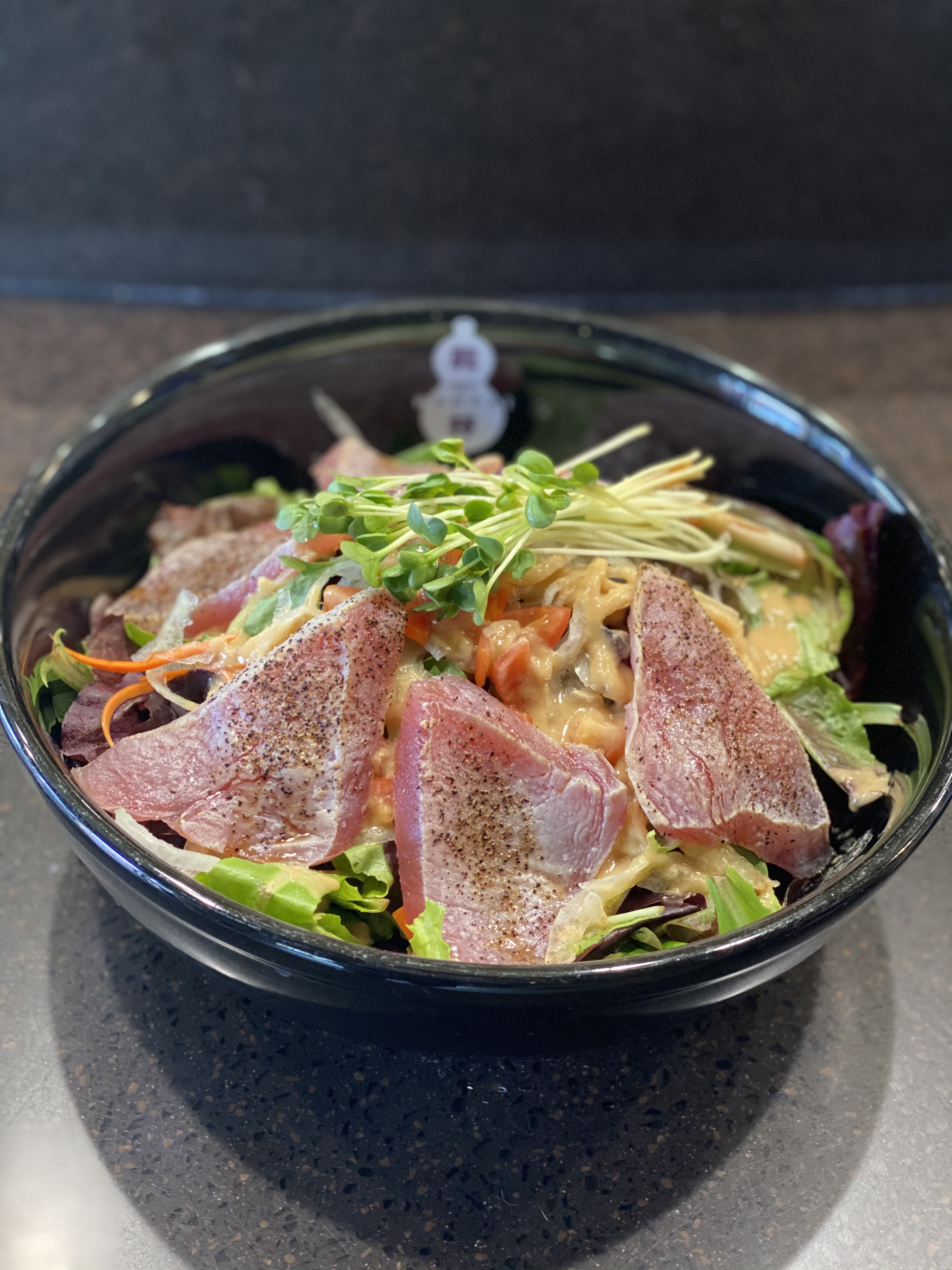 Order Tuna Tataki Salad food online from Kanpai Japanese Sushi Bar and Grill store, Los Angeles on bringmethat.com