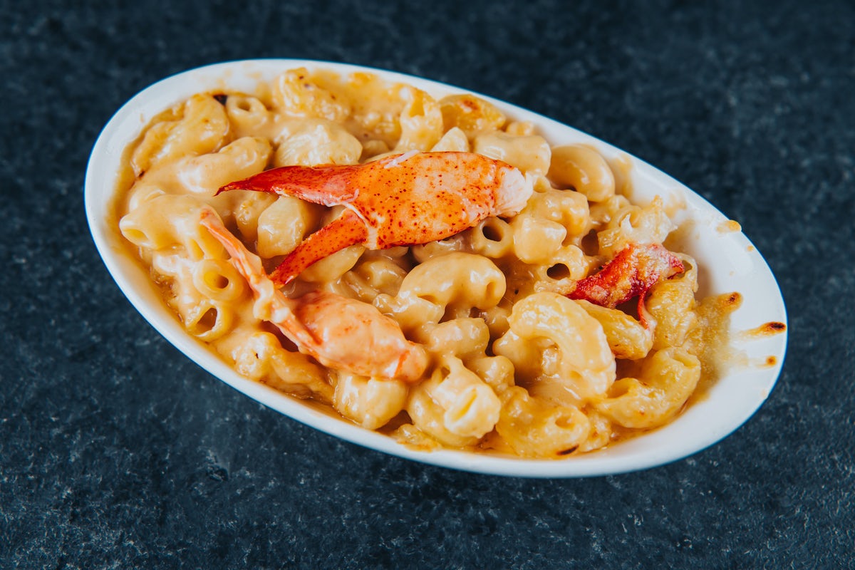 Order Maine Lobster Mac & Cheese food online from Stk Steakhouse store, Denver on bringmethat.com
