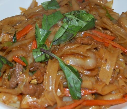 Order 35. Vegetable Chow Ho Fun food online from Yum Yum's store, Mebane on bringmethat.com