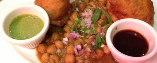 Order Mini Samosa with Cholay food online from Chaat Corner store, San Francisco on bringmethat.com