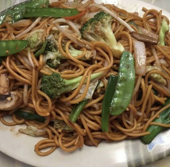 Order Vegetable Lo Mein food online from King Shing store, Ann Arbor on bringmethat.com