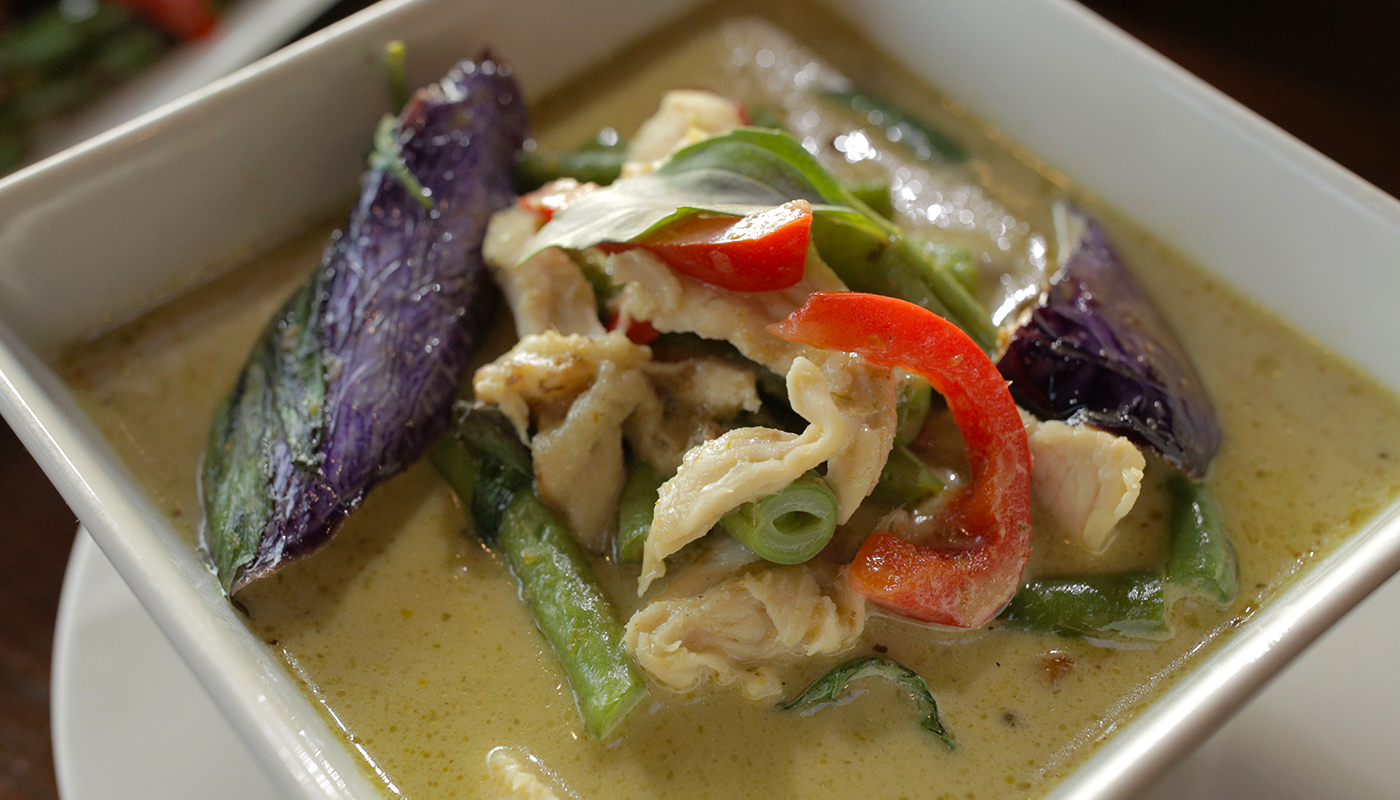 Order Green Curry  (Entree Size, doesn't come with rice) food online from Thai Corner store, Berkeley on bringmethat.com