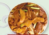Order 702. Beef Chow Fun food online from Happiness Restaurant Chinese store, Oak Park on bringmethat.com