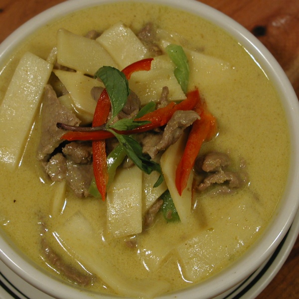 Order 58. Green Curry food online from Khun Dang Rest store, North Hollywood on bringmethat.com