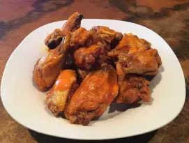 Order Traditional Wings food online from Kate Bar & Grill store, Wickliffe on bringmethat.com