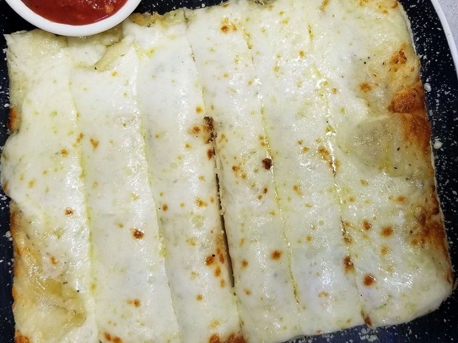 Order Garlic Cheese Bread food online from Clockwork Pizza store, Tempe on bringmethat.com