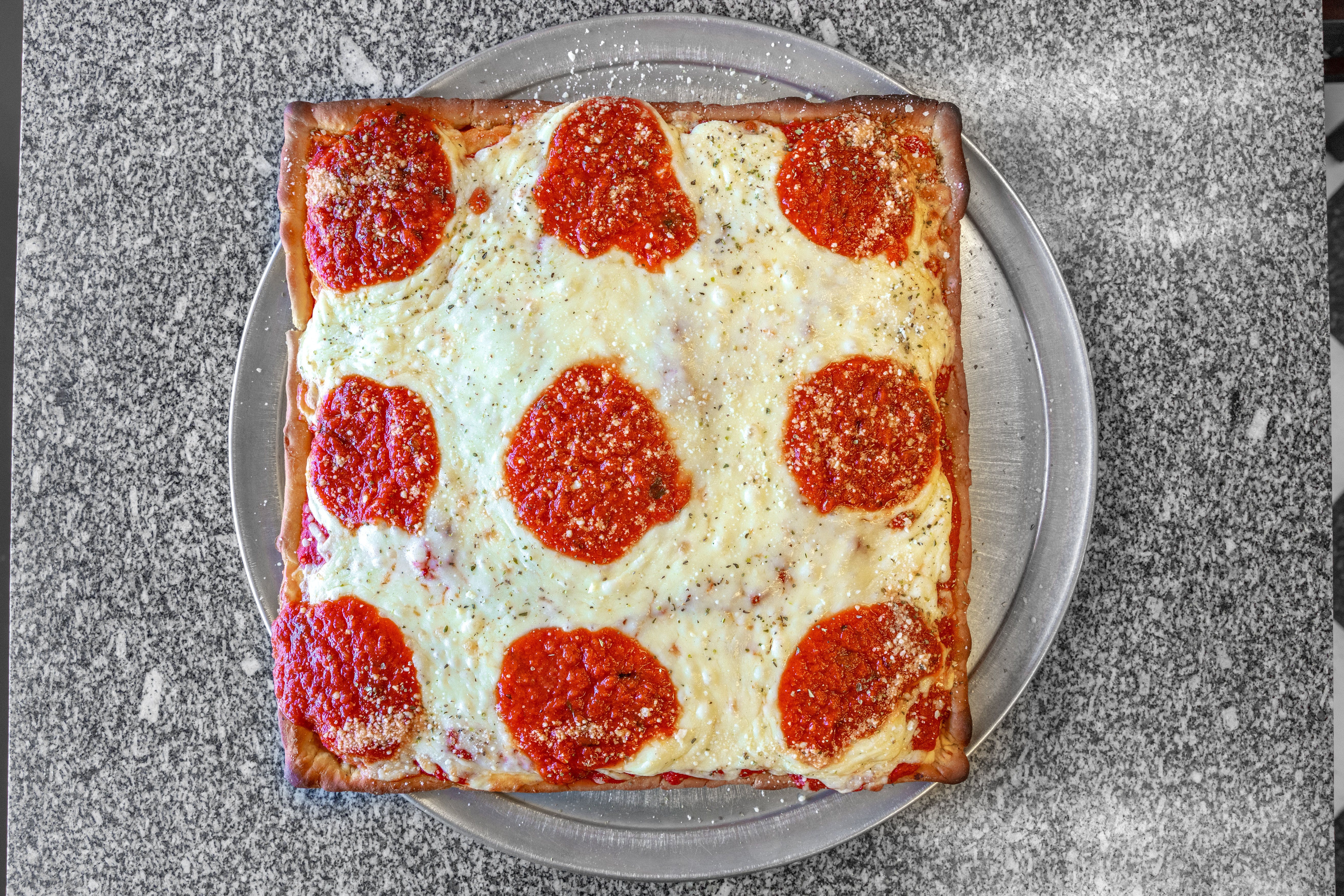Order Sicilian Pizza - Square 16"x16" food online from Dominick's Pizza Shoppe store, Clinton on bringmethat.com