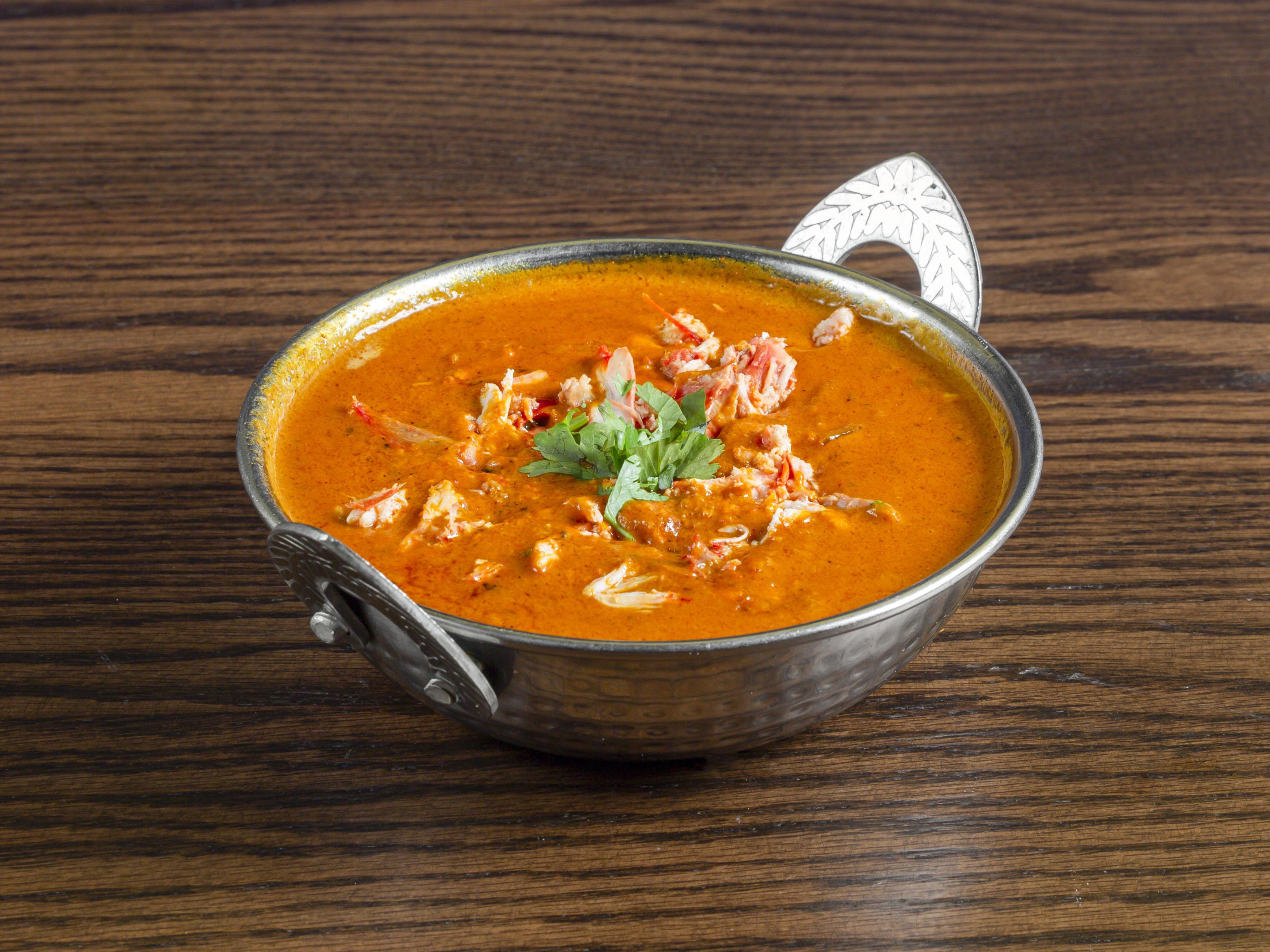 Order Chicken Tikka Masala Specialty food online from Khaab Indian Kitchen & Bar store, Bexley on bringmethat.com