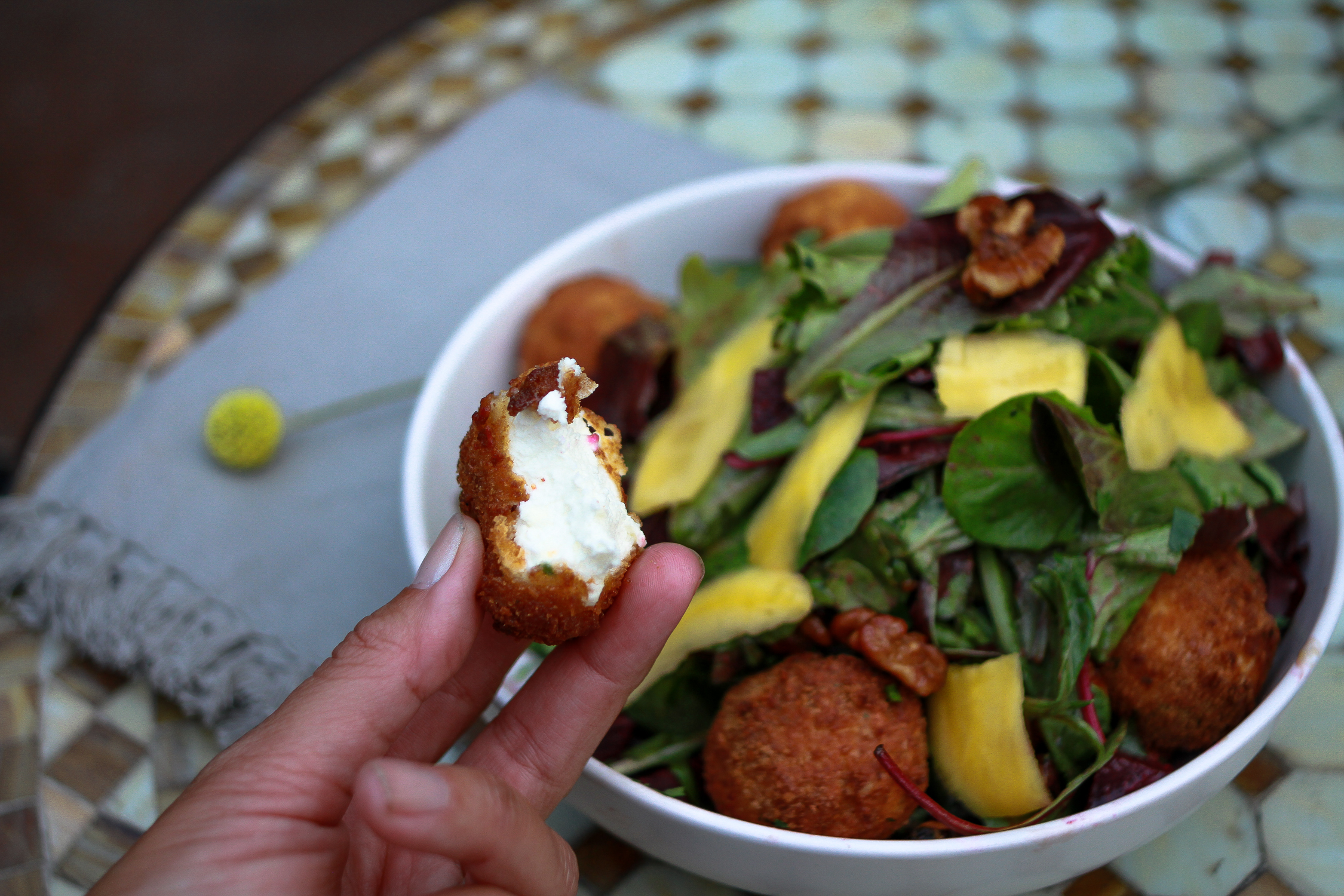 Order Goat Cheese Salad food online from Solar De Cahuenga store, Los Angeles on bringmethat.com