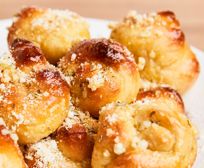Order Mini Garlic Knots food online from Johnny's New York Style Pizza store, Grayson on bringmethat.com