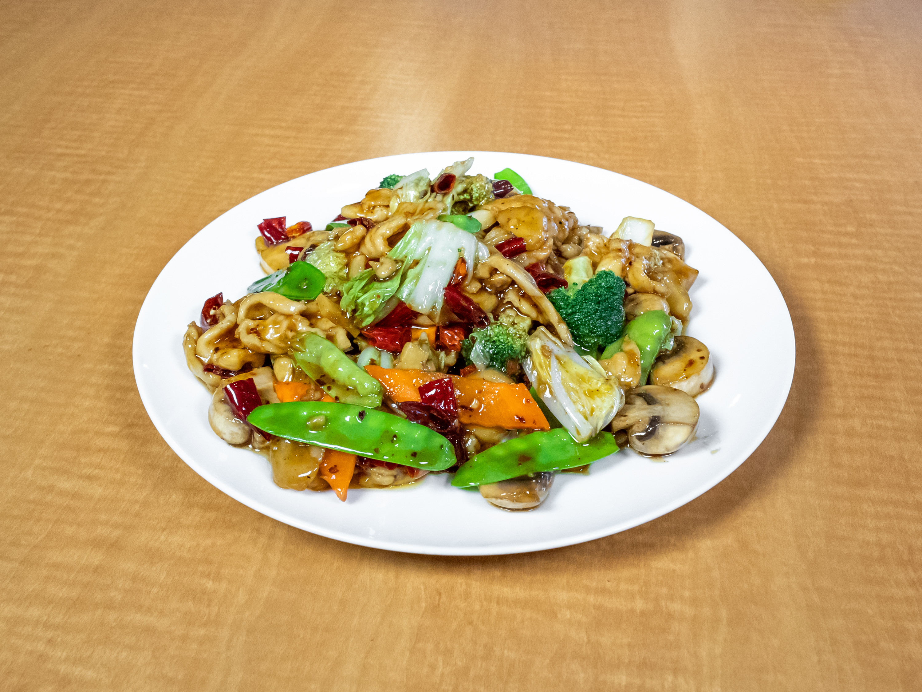 Order Hunan Chicken food online from Szechuan Cuisine store, Glendale on bringmethat.com
